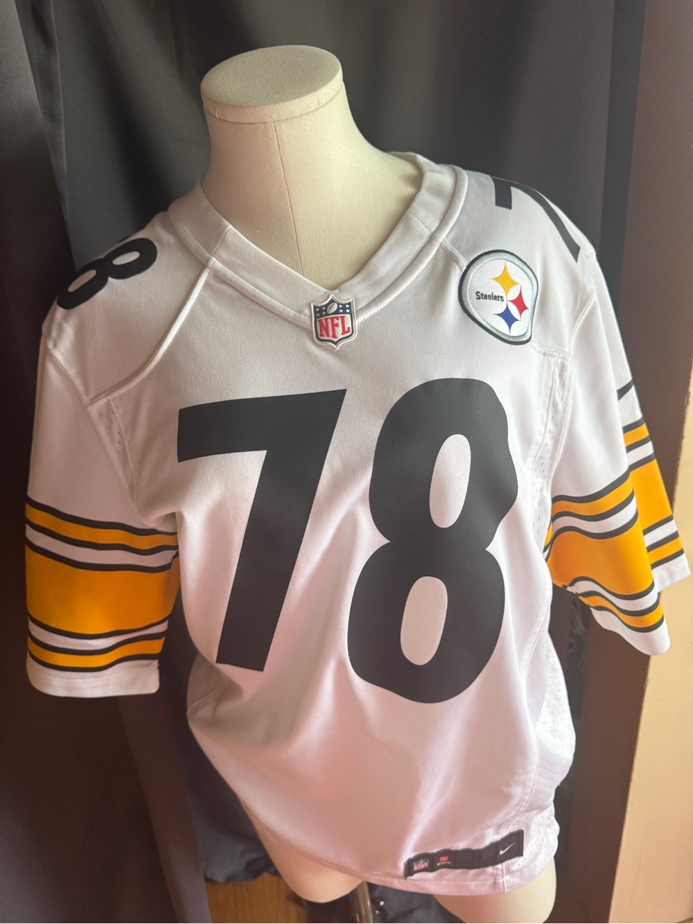 White Pittsburgh Steelers #78 woman’s S Football Jersey